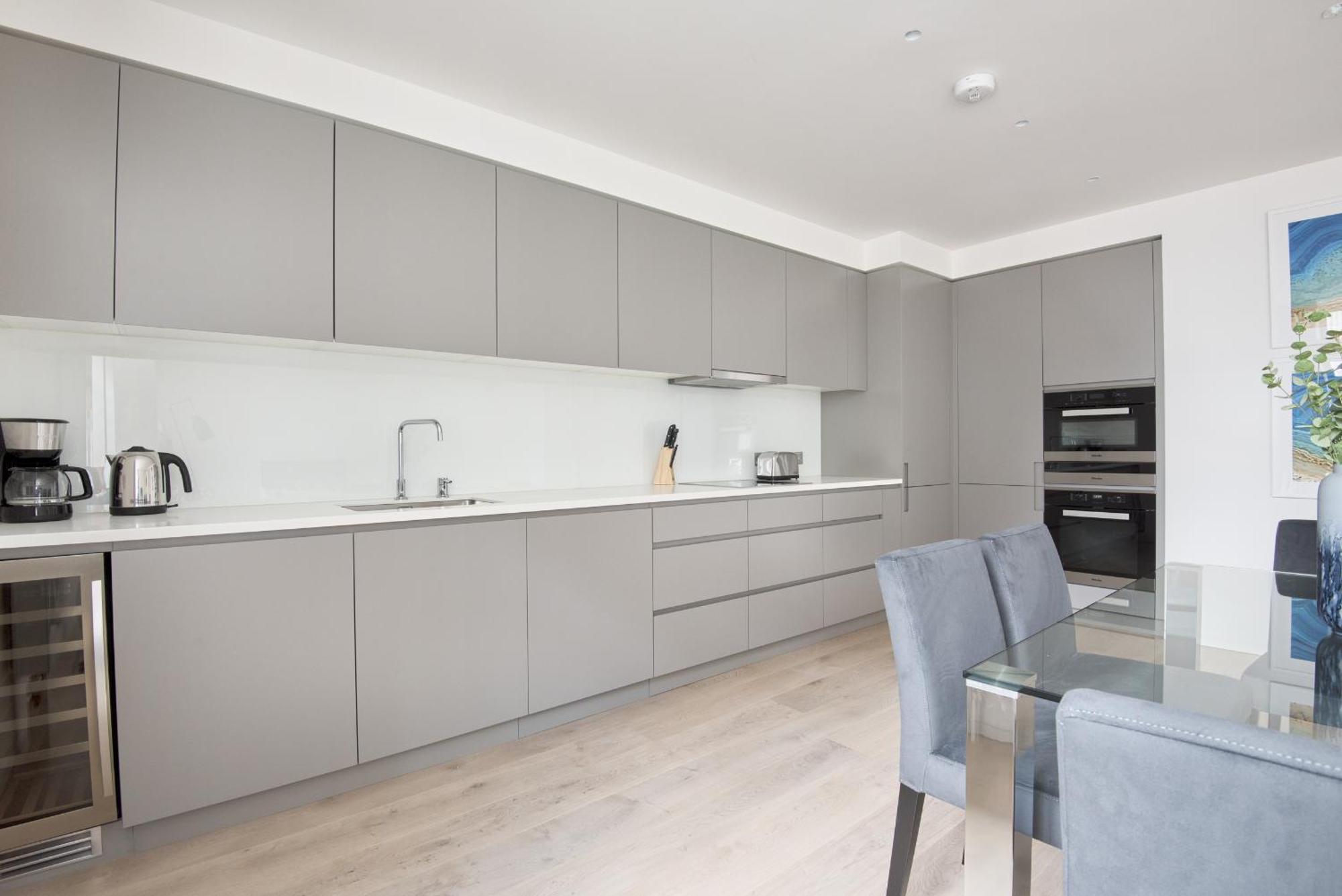 Sonder Oxford Circus Aparthotel London Bilik gambar