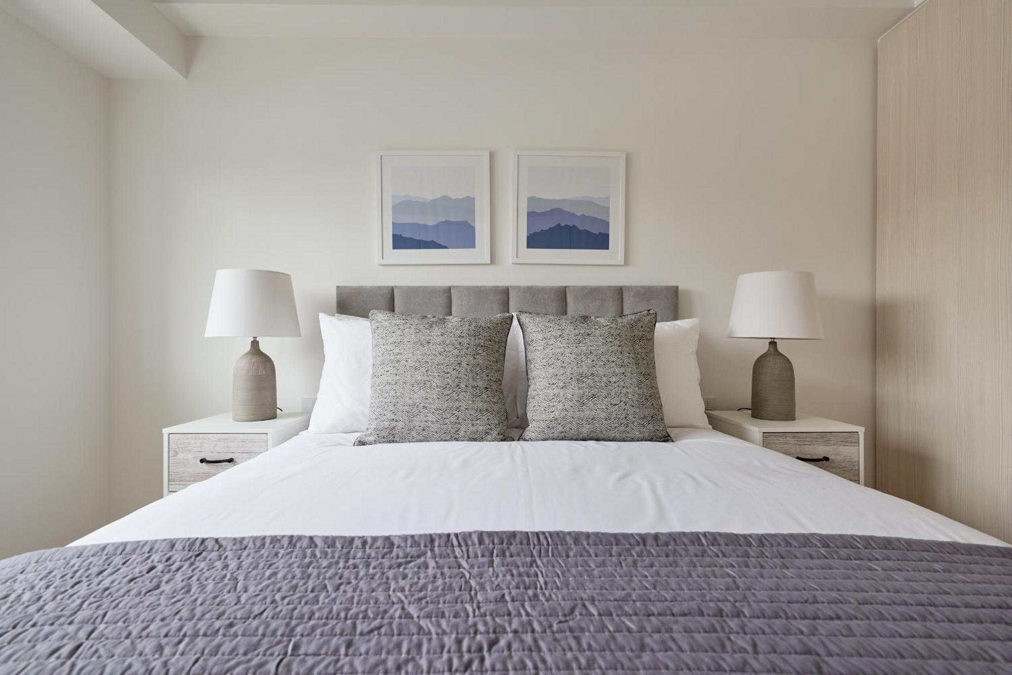 Sonder Oxford Circus Aparthotel London Bilik gambar